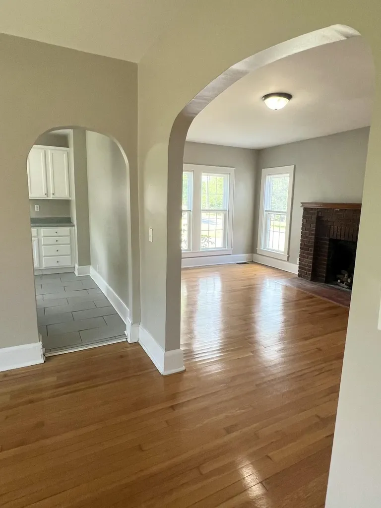 87 Jamestown Street Russell Springs KY 42642