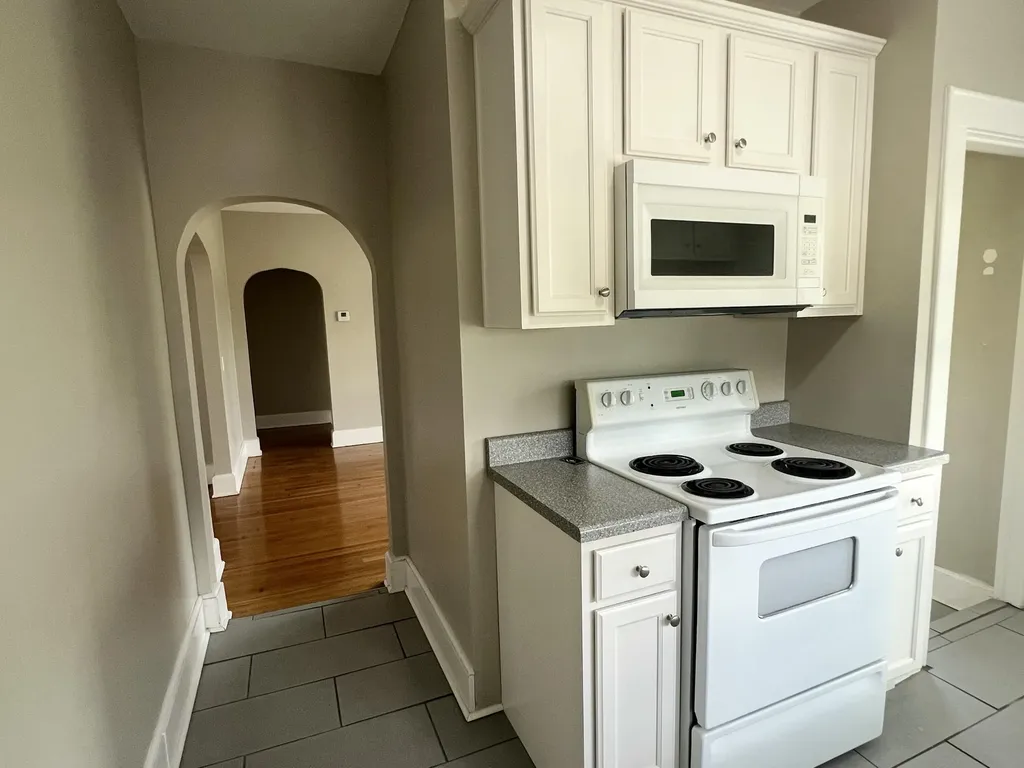 87 Jamestown Street Russell Springs KY 42642