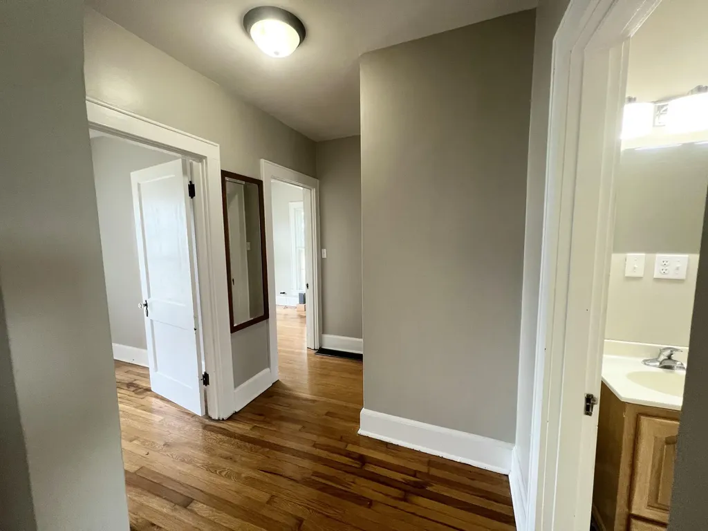 87 Jamestown Street Russell Springs KY 42642
