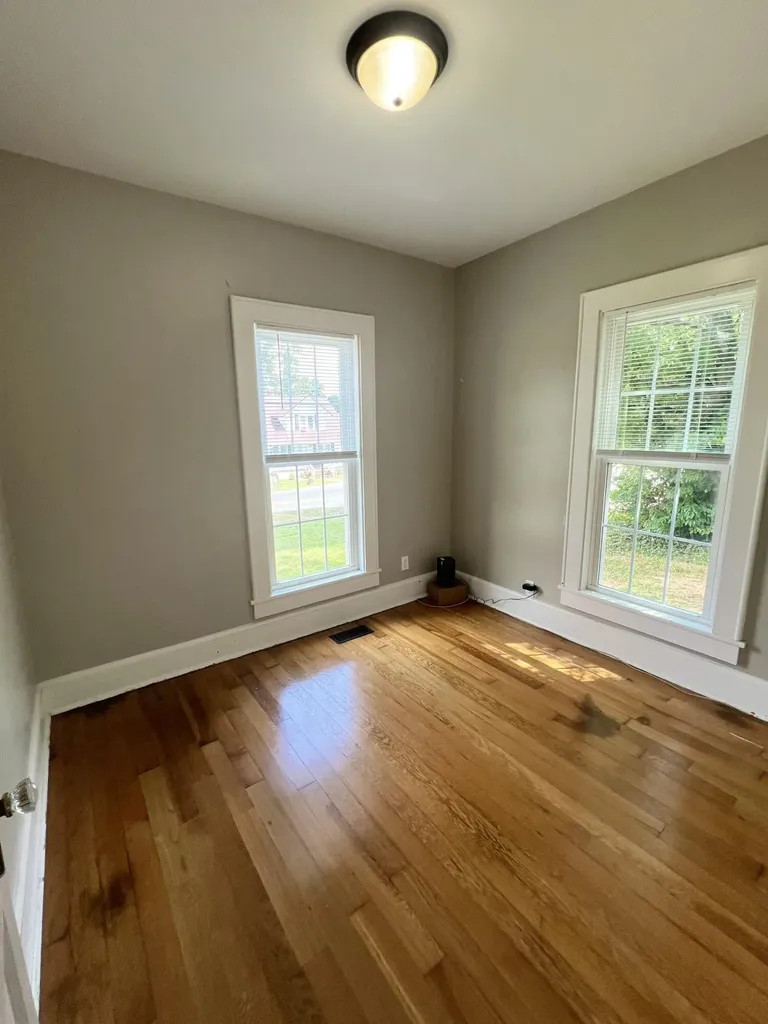 87 Jamestown Street Russell Springs KY 42642