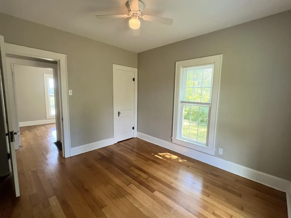87 Jamestown Street Russell Springs KY 42642