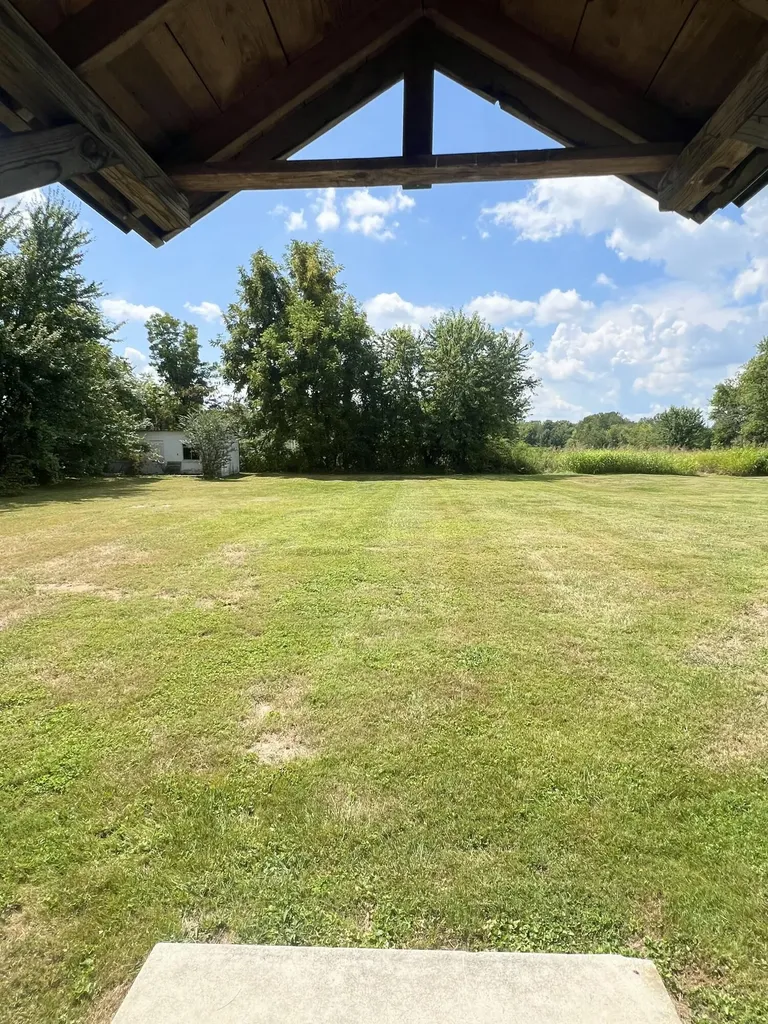 87 Jamestown Street Russell Springs KY 42642