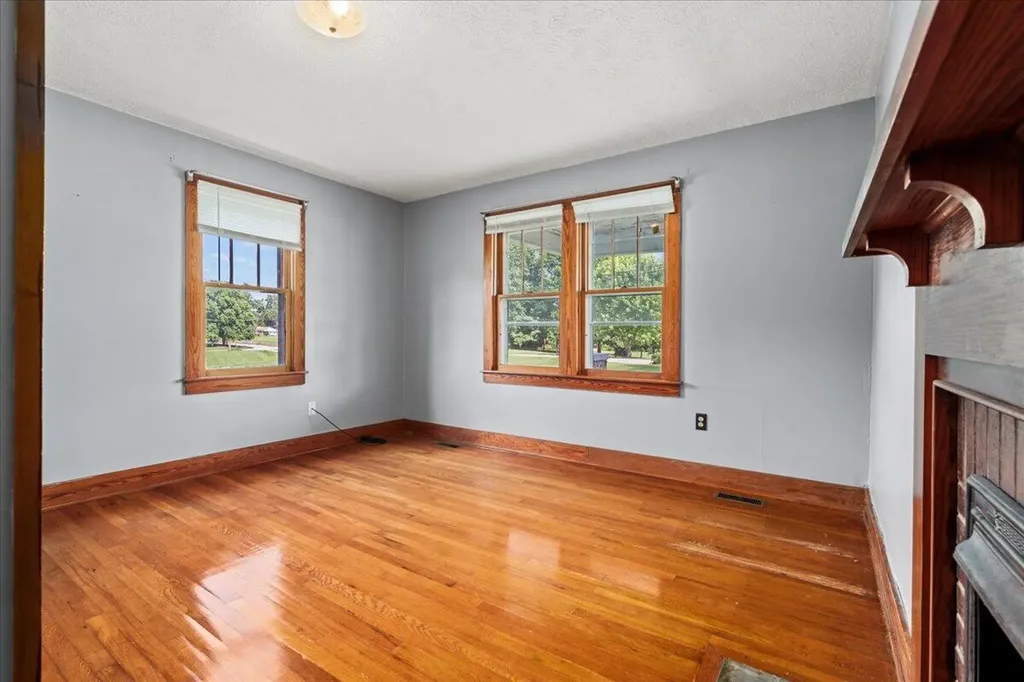 660 Fogg Pike Mt Sterling KY 40353