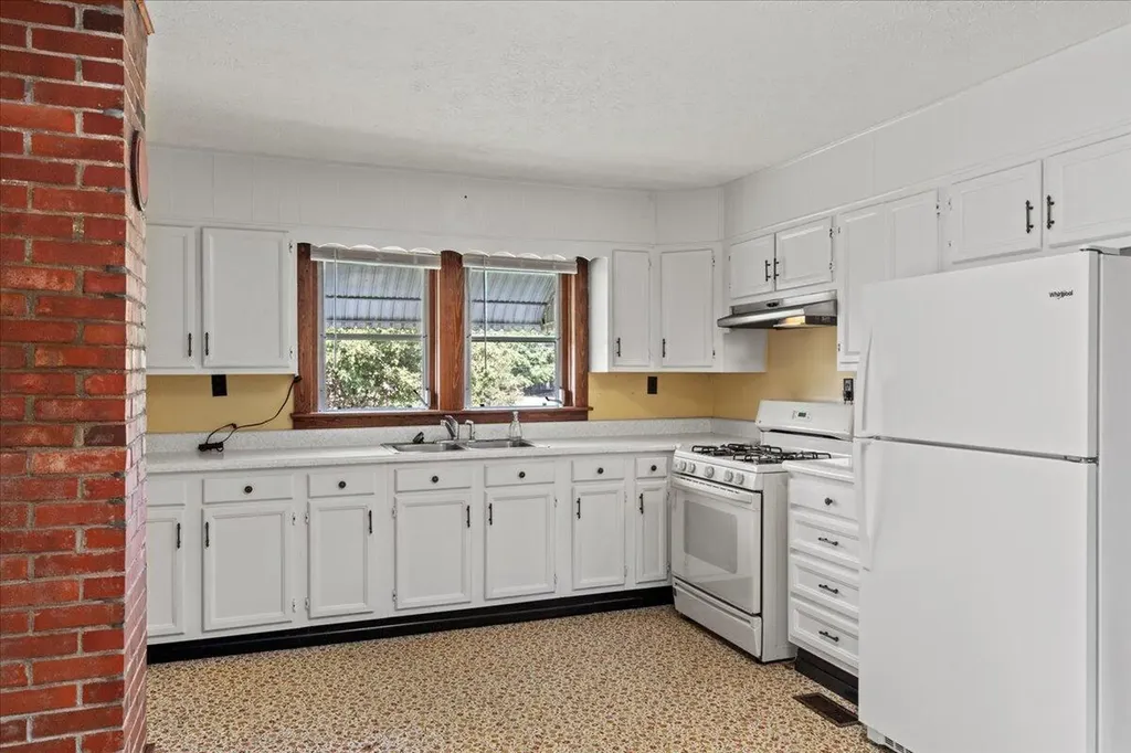 660 Fogg Pike Mt Sterling KY 40353
