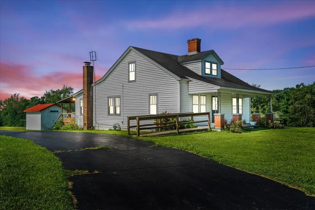 660 Fogg Pike Mt Sterling KY 40353