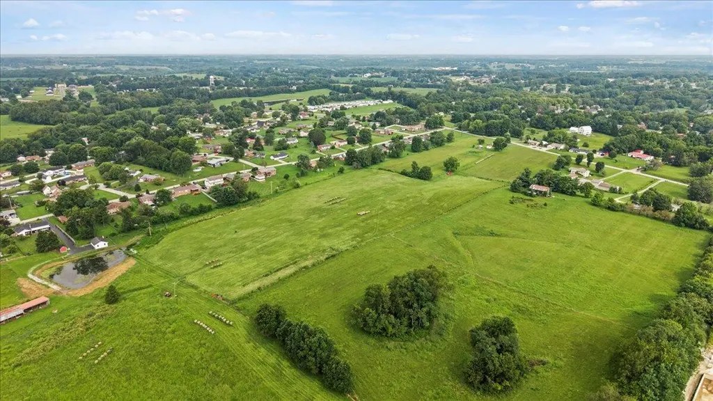 660 Fogg Pike Mt Sterling KY 40353