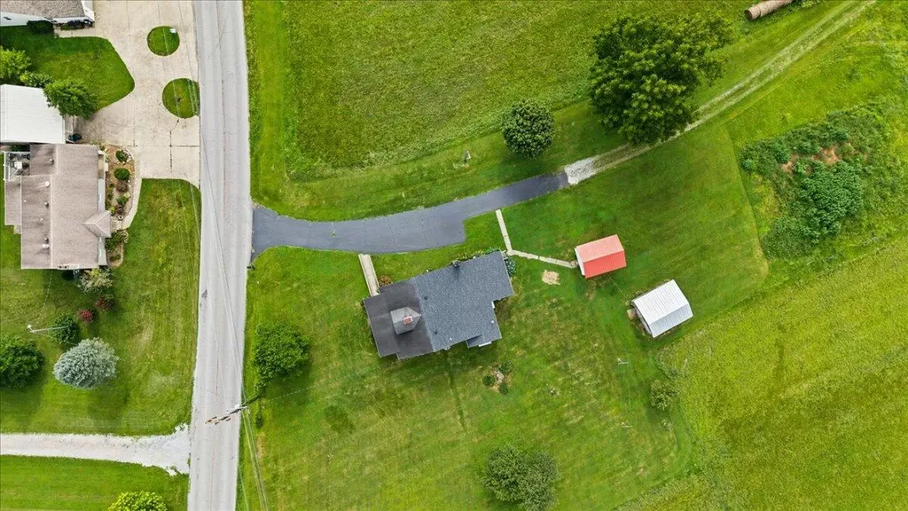 660 Fogg Pike Mt Sterling KY 40353