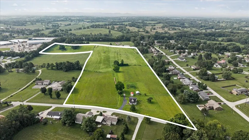 660 Fogg Pike Mt Sterling KY 40353