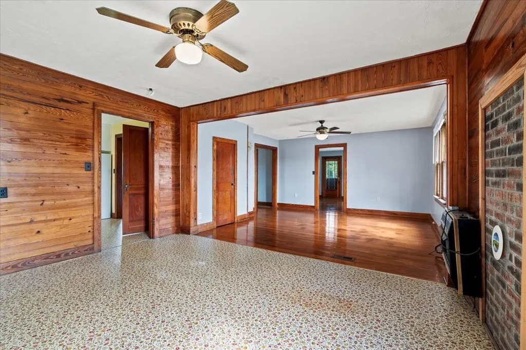 660 Fogg Pike Mt Sterling KY 40353