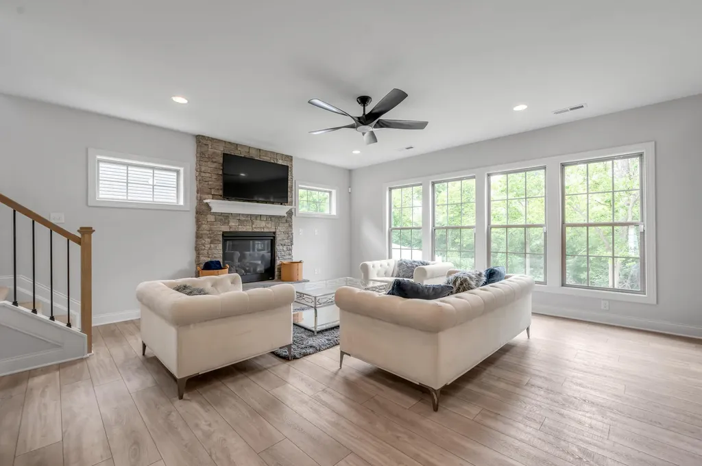 3585 Bay Springs Park Lexington KY 40509
