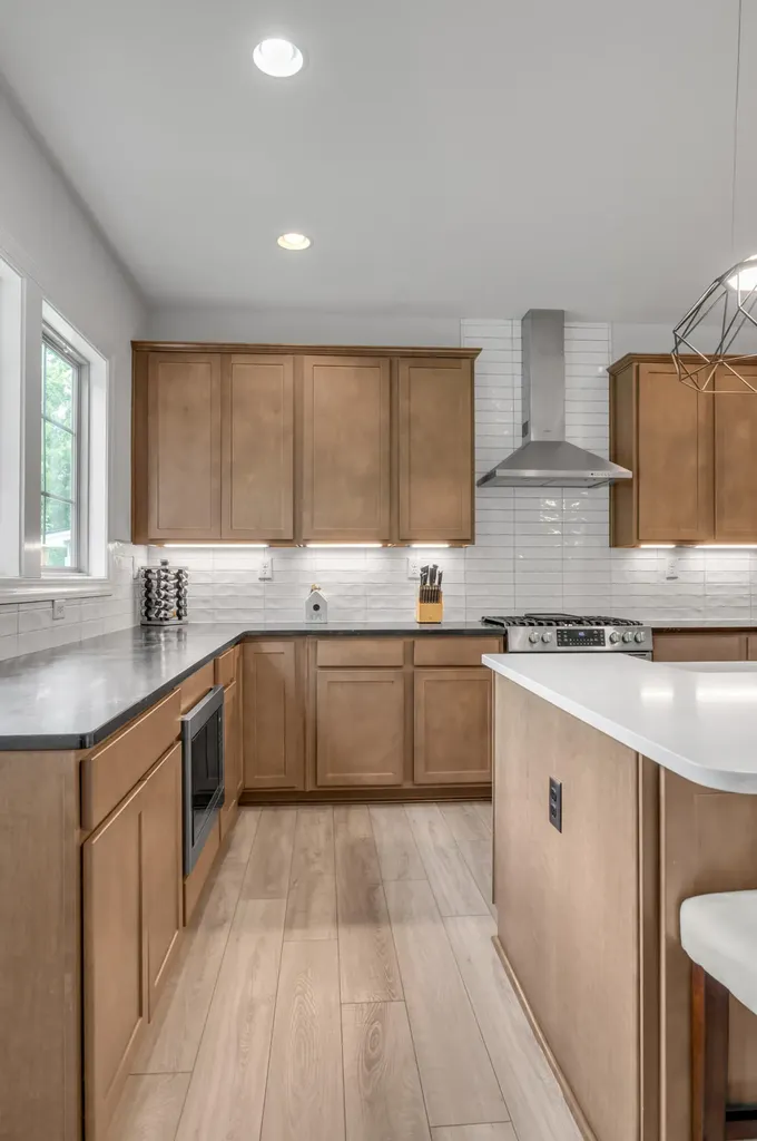 3585 Bay Springs Park Lexington KY 40509