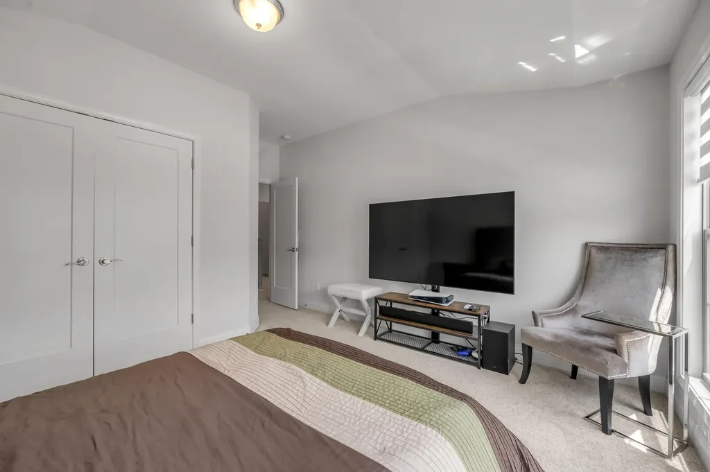 3585 Bay Springs Park Lexington KY 40509