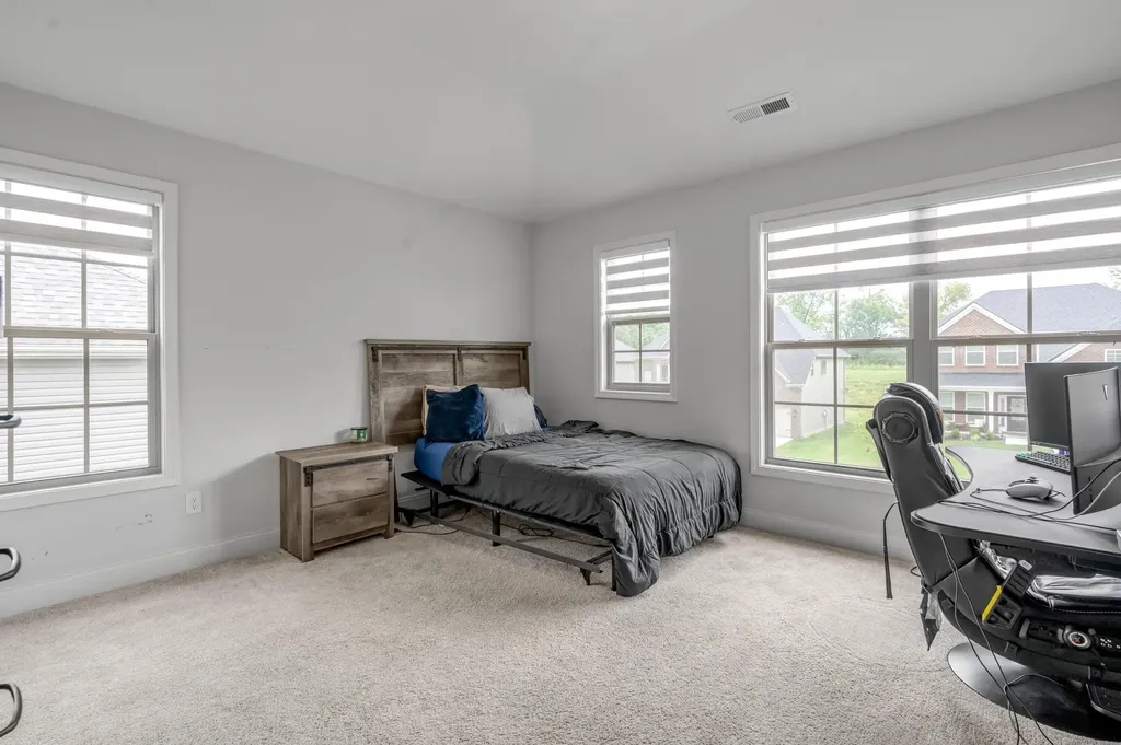 3585 Bay Springs Park Lexington KY 40509