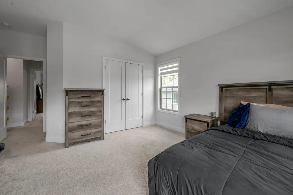 3585 Bay Springs Park Lexington KY 40509