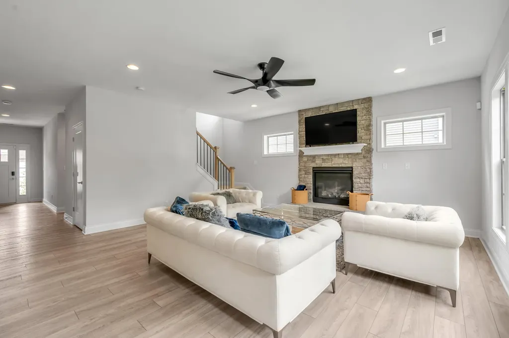 3585 Bay Springs Park Lexington KY 40509
