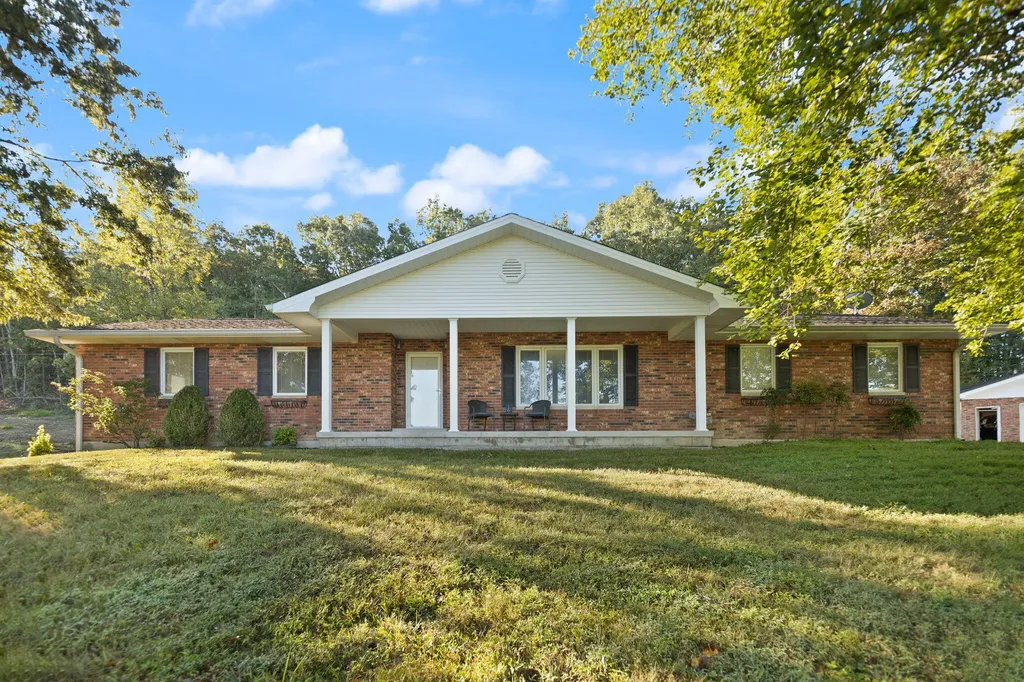 89 Big Windy Lane Dunnville KY 42528