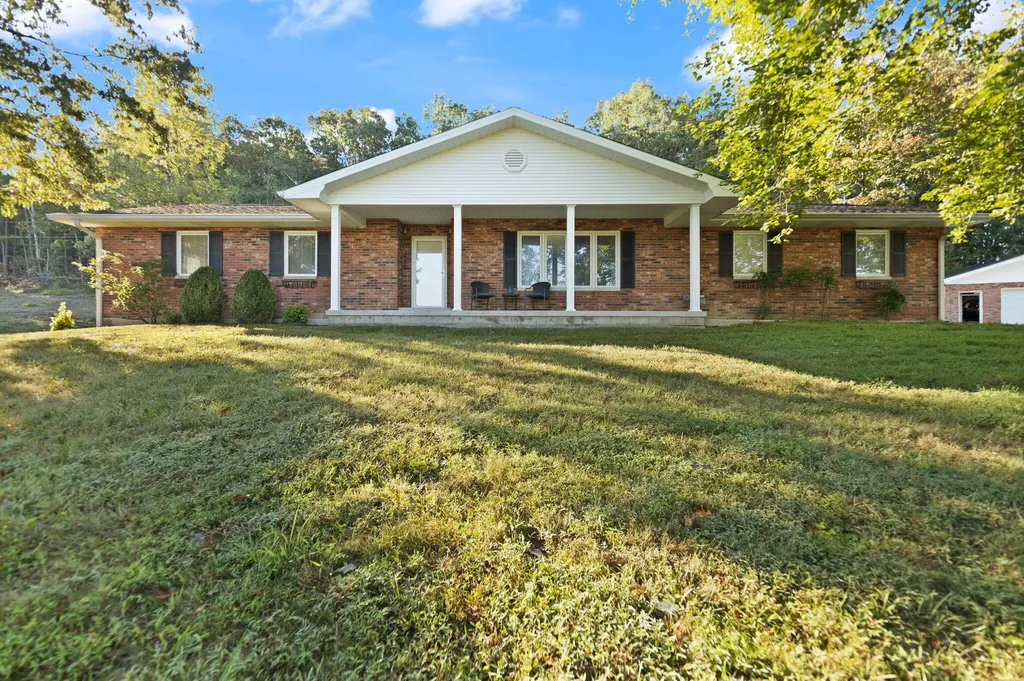 89 Big Windy Lane Dunnville KY 42528