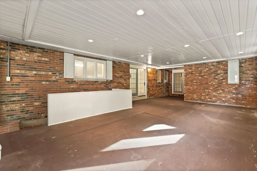 89 Big Windy Lane Dunnville KY 42528