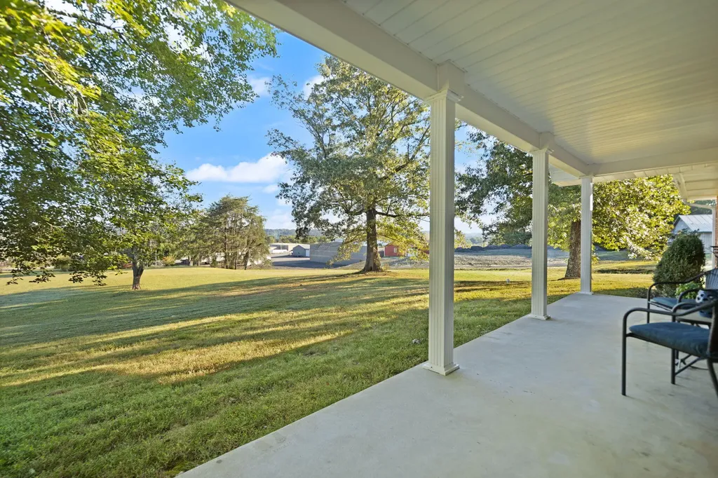 89 Big Windy Lane Dunnville KY 42528