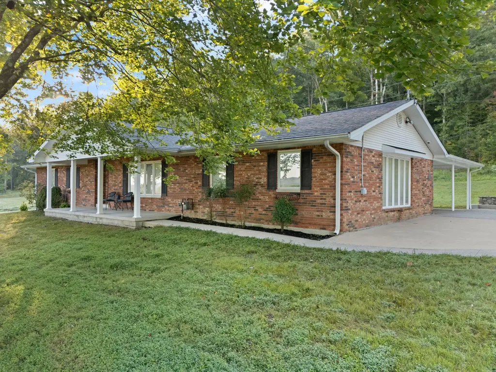 89 Big Windy Lane Dunnville KY 42528