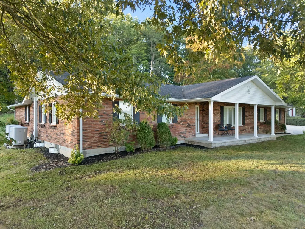 89 Big Windy Lane Dunnville KY 42528
