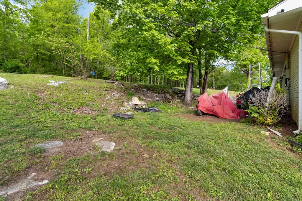 10031 South Highway Burnside KY 42519