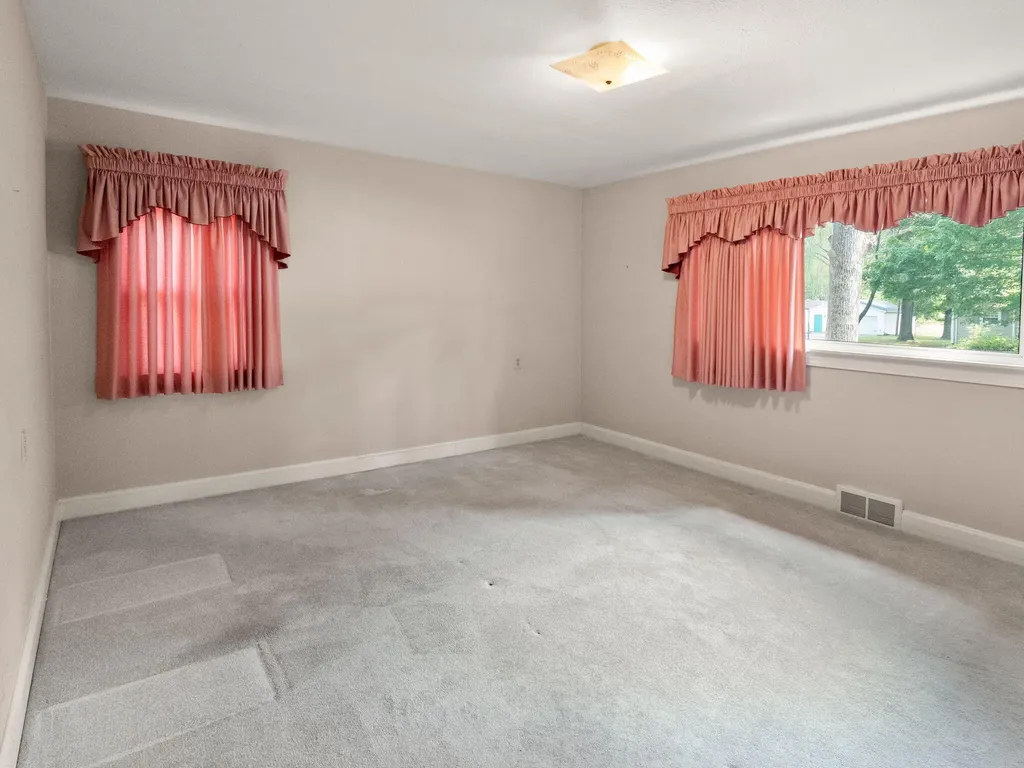 376 E French Avenue Burnside KY 42519