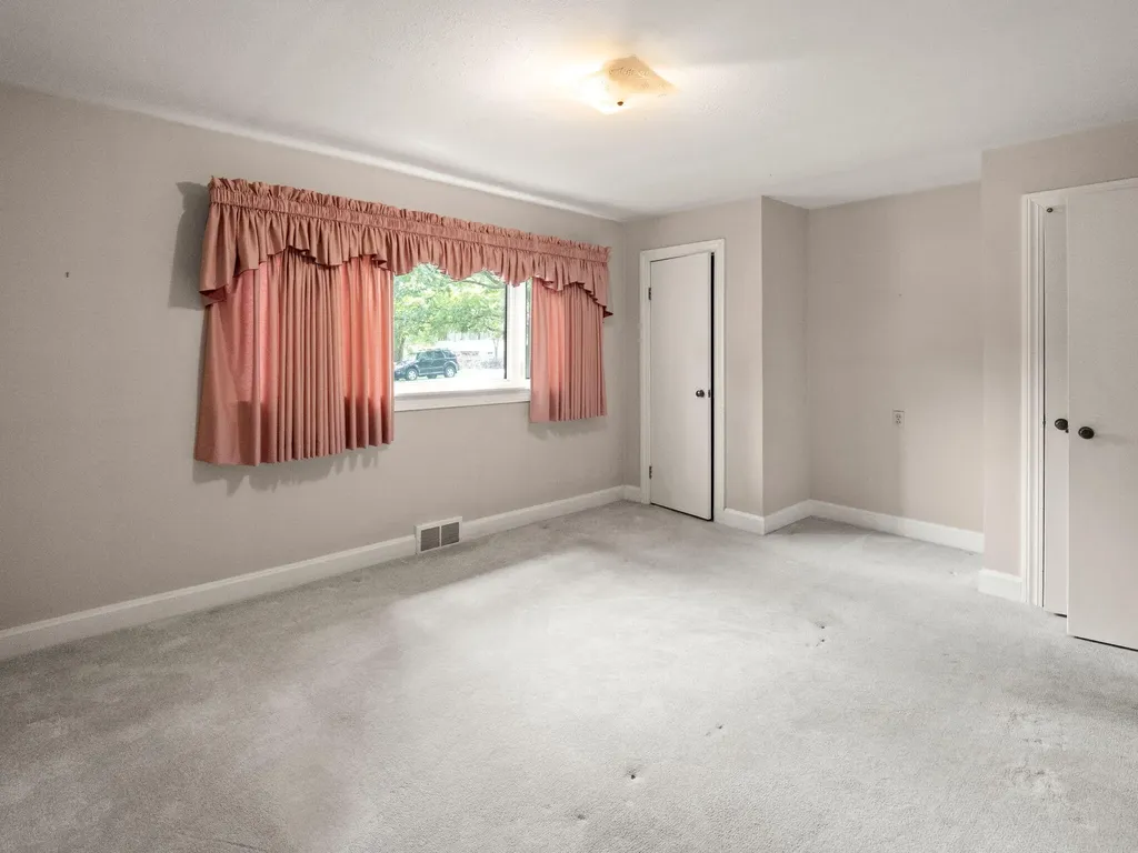 376 E French Avenue Burnside KY 42519