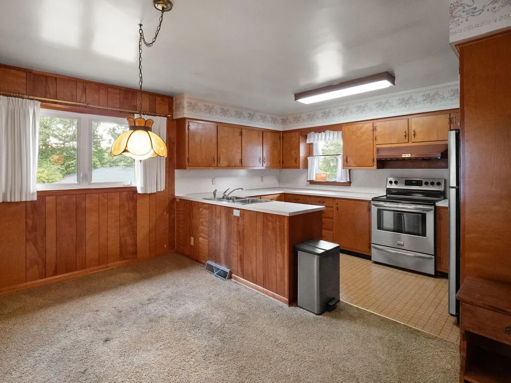 376 E French Avenue Burnside KY 42519