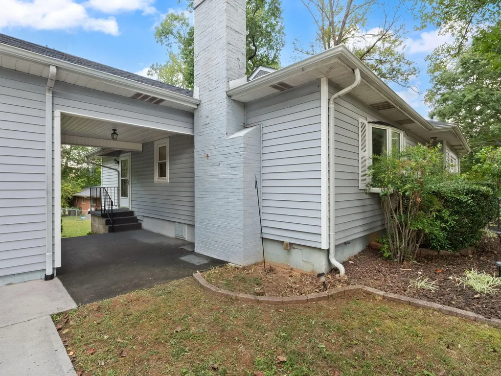 376 E French Avenue Burnside KY 42519