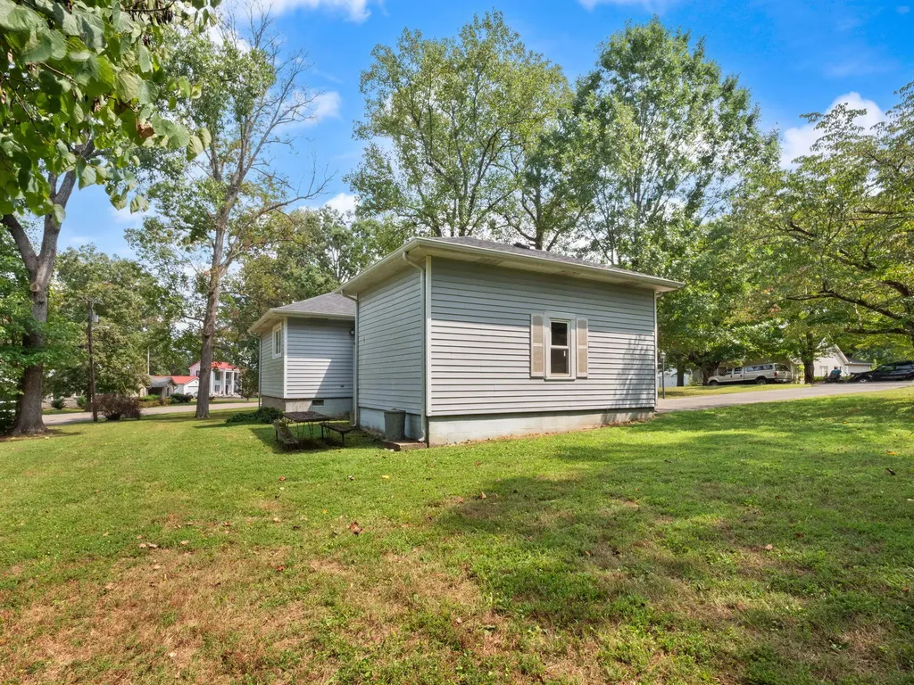 376 E French Avenue Burnside KY 42519