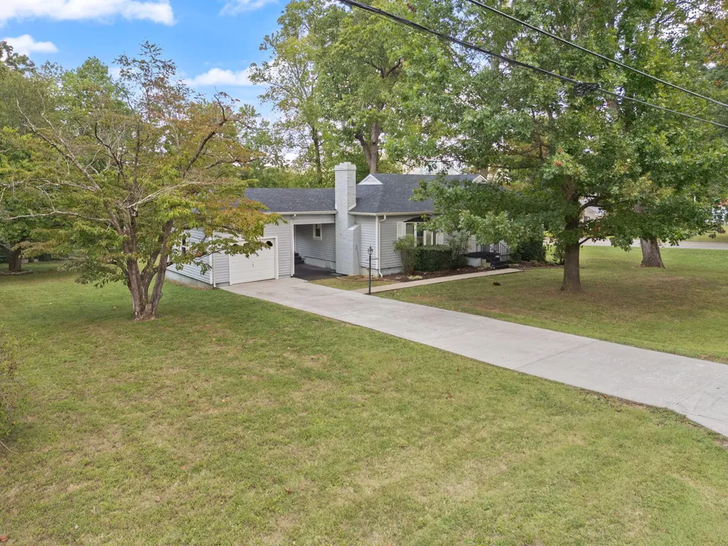 376 E French Avenue Burnside KY 42519