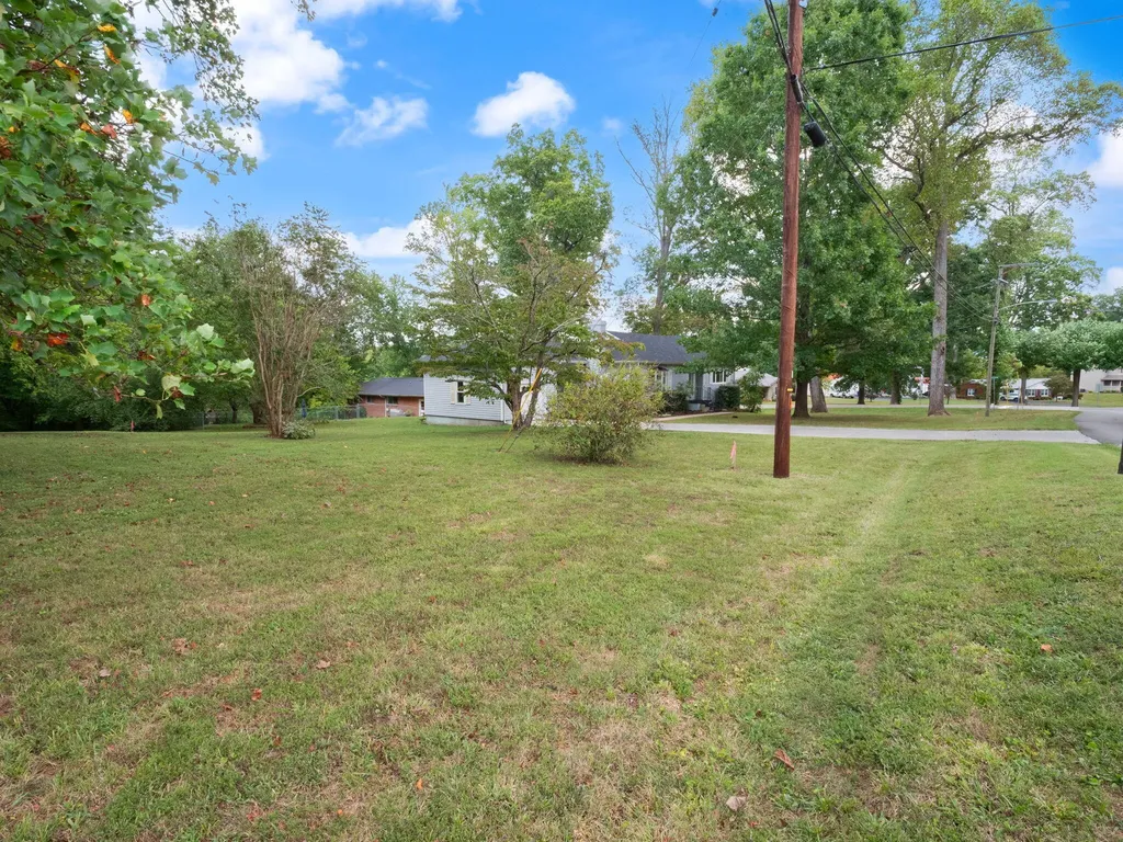 376 E French Avenue Burnside KY 42519