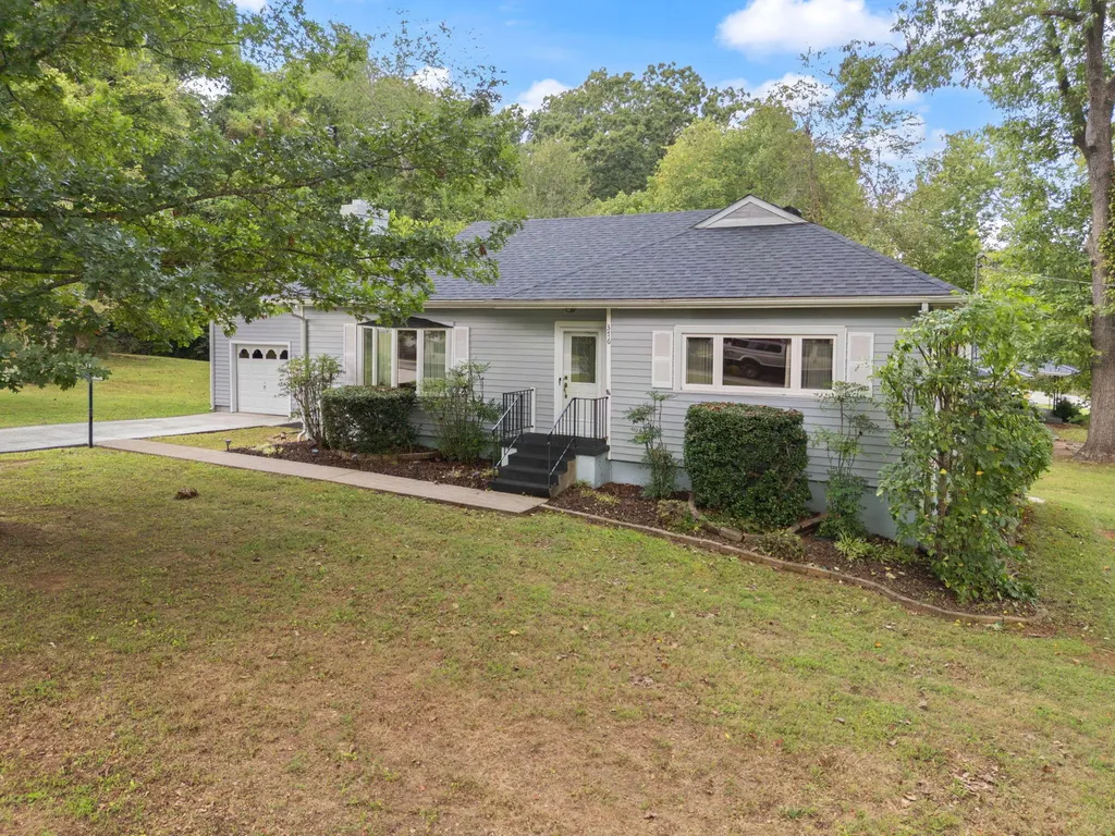 376 E French Avenue Burnside KY 42519