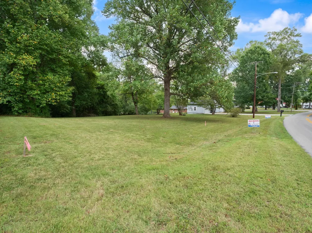 376 E French Avenue Burnside KY 42519