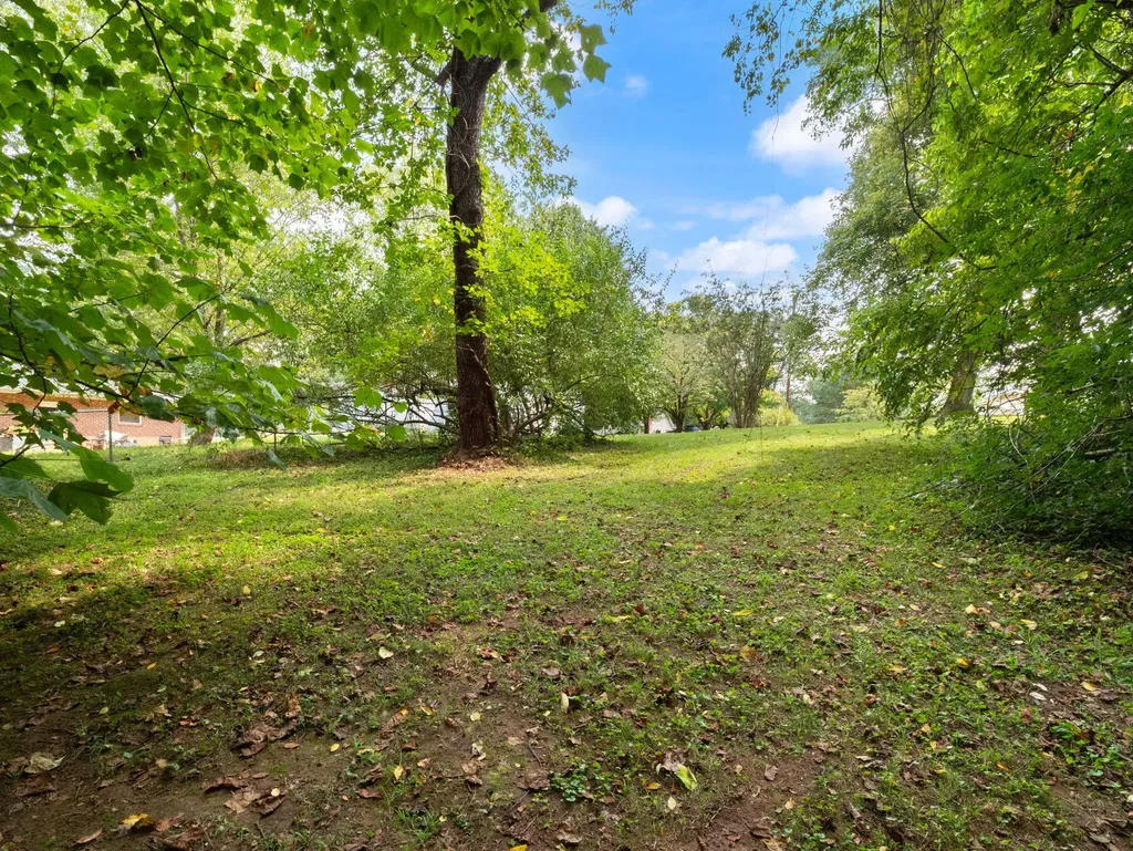 376 E French Avenue Burnside KY 42519