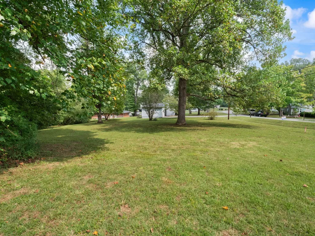 376 E French Avenue Burnside KY 42519