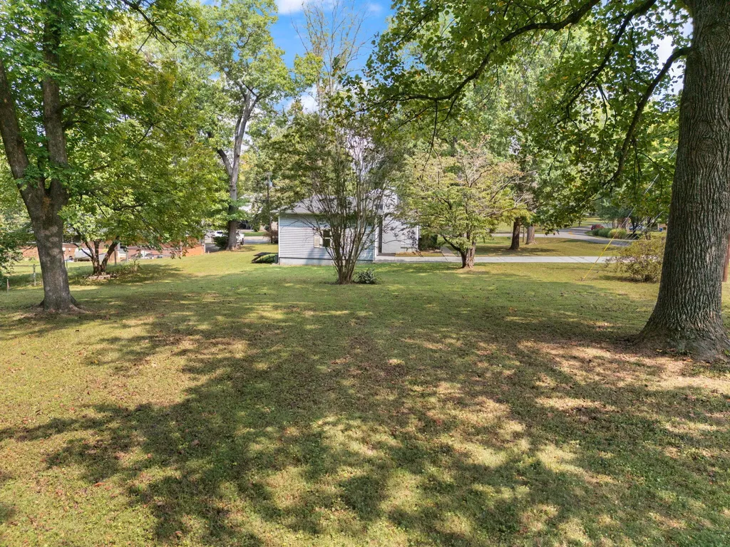 376 E French Avenue Burnside KY 42519