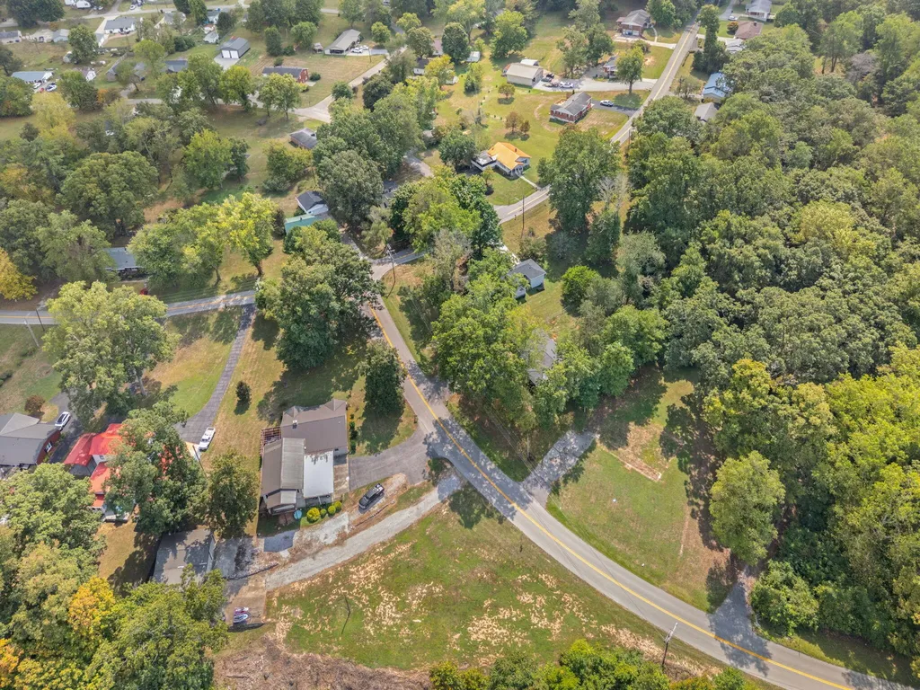 376 E French Avenue Burnside KY 42519