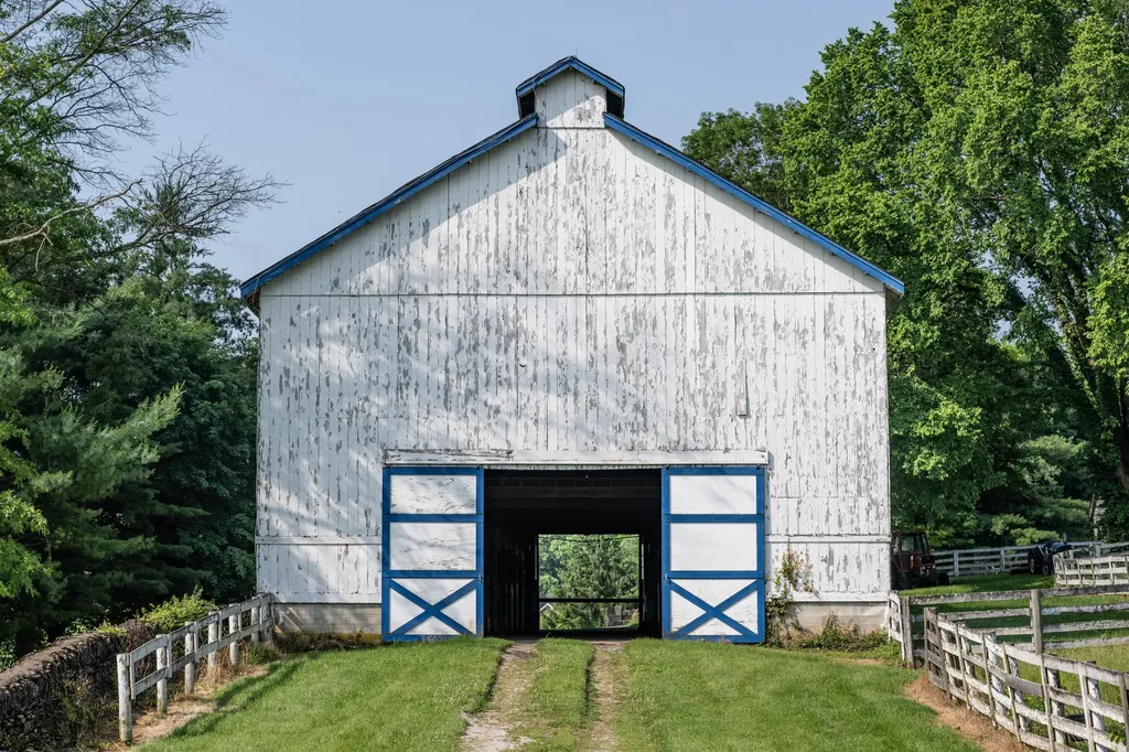 407 Country Lane Frankfort KY 40601