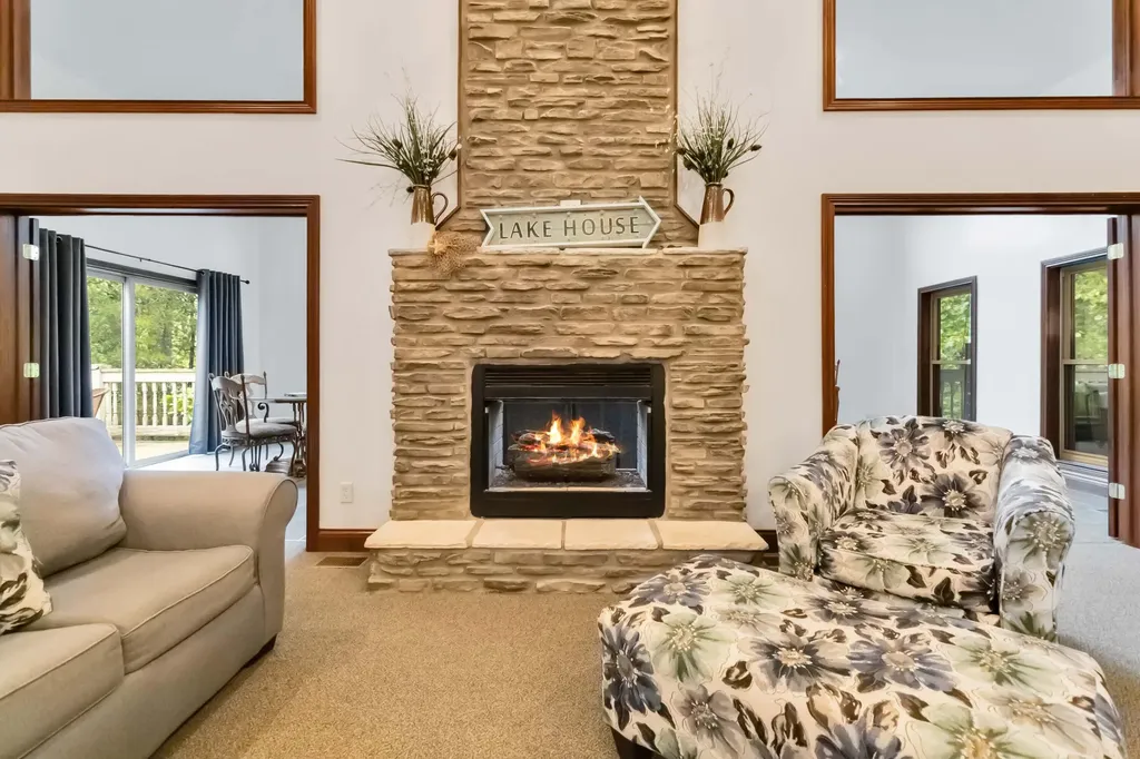 2720 Roberts Bend Road Burnside KY 42519