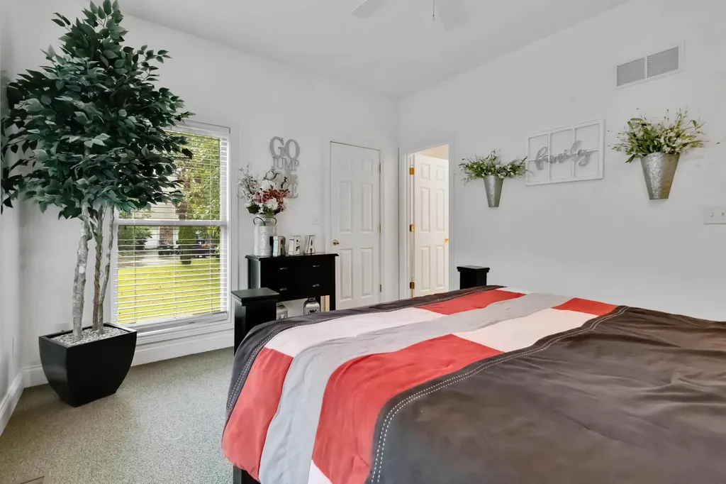 2720 Roberts Bend Road Burnside KY 42519