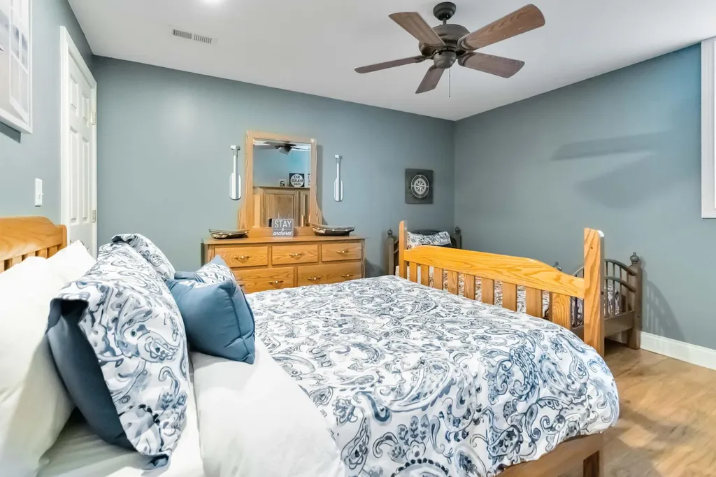 2720 Roberts Bend Road Burnside KY 42519