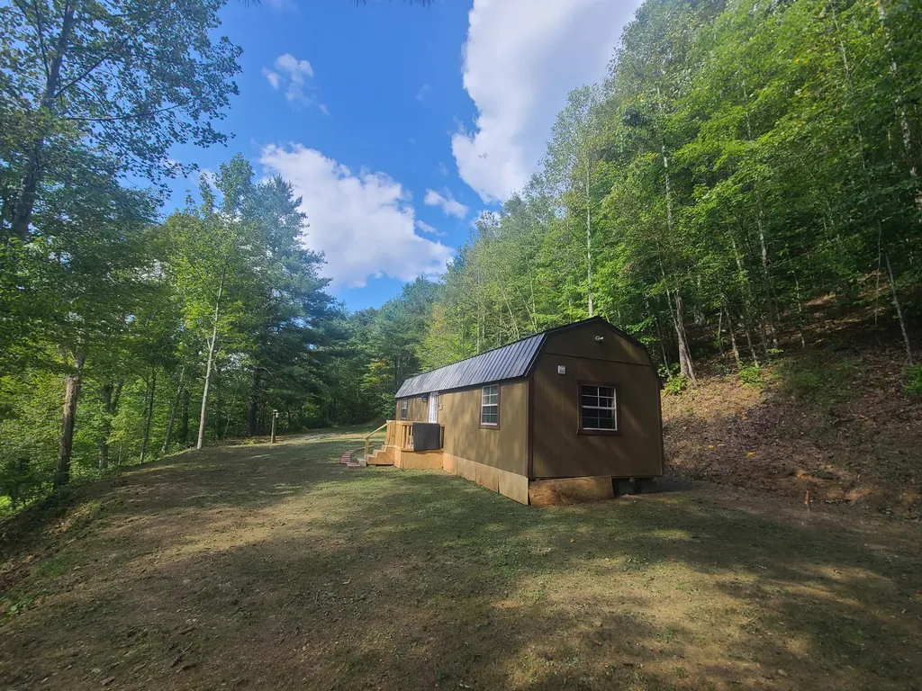 799 Coal Hollow Road Manchester KY 40962