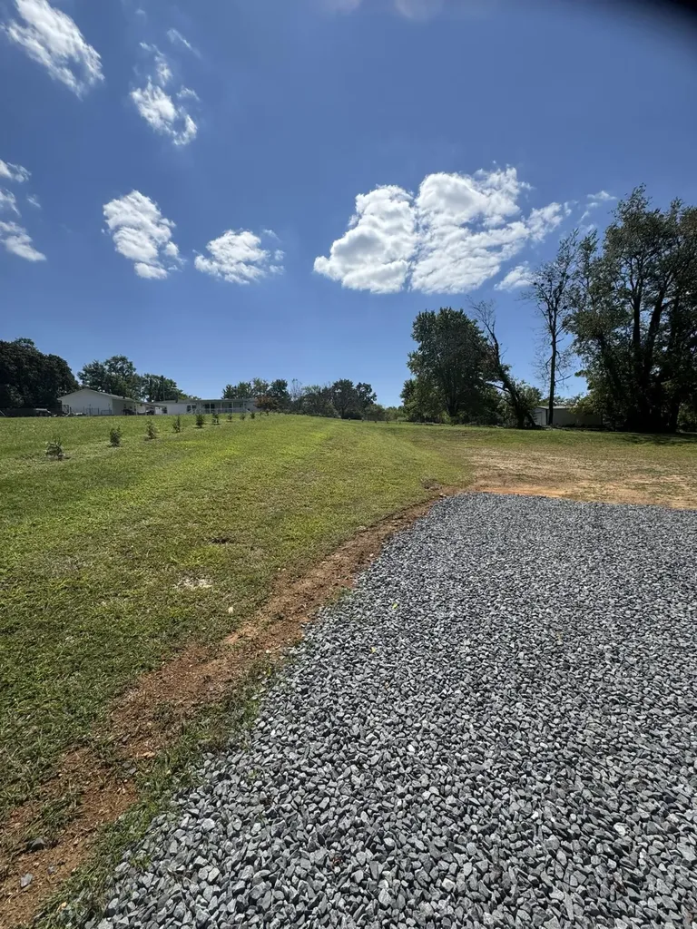 394 W Cumberland Avenue Jamestown KY 42629