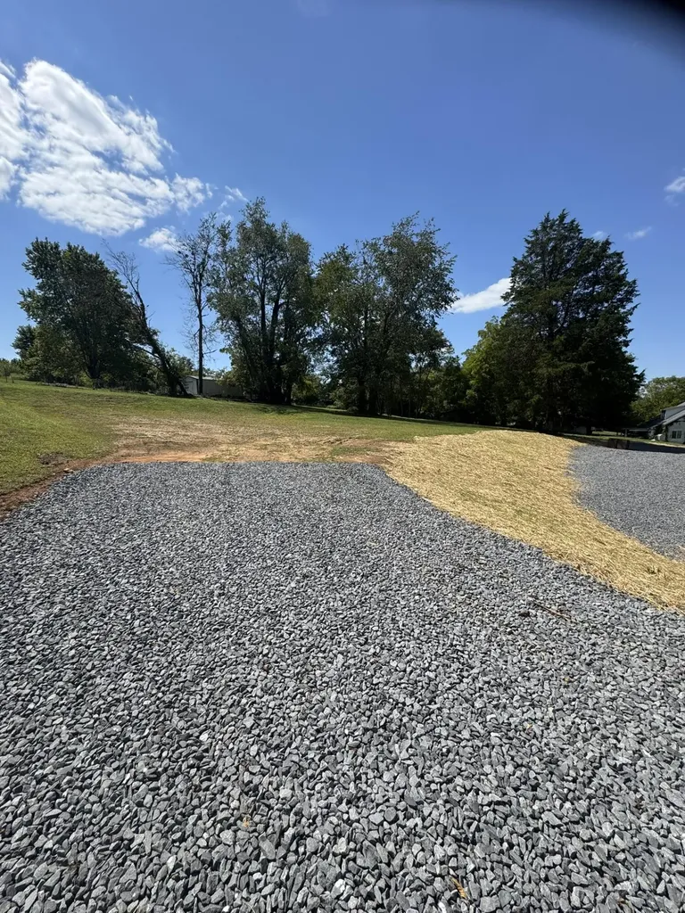 394 W Cumberland Avenue Jamestown KY 42629