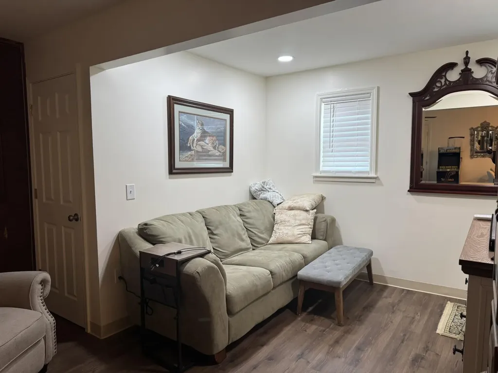 394 W Cumberland Avenue Jamestown KY 42629