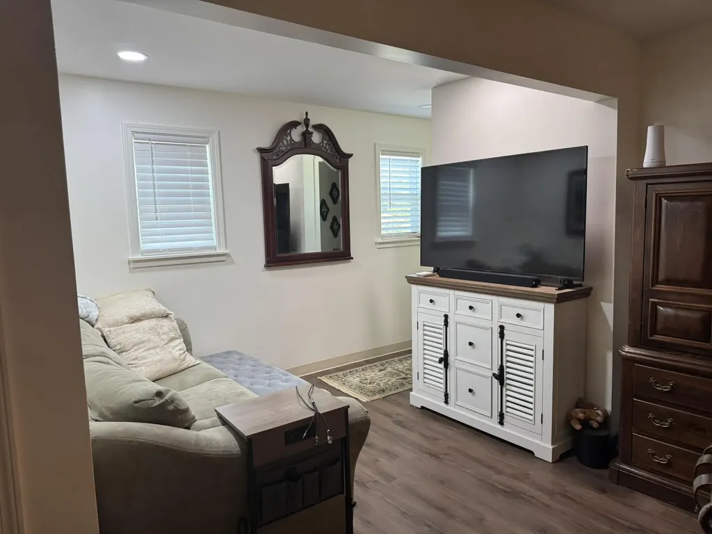 394 W Cumberland Avenue Jamestown KY 42629