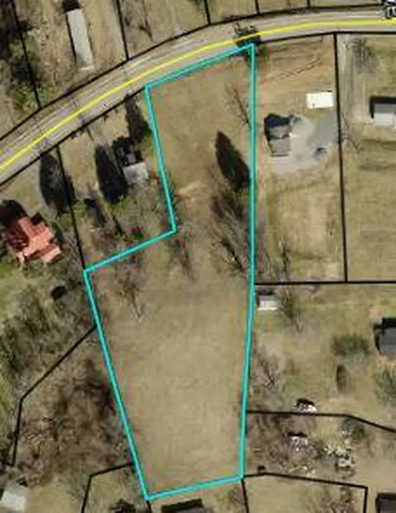 394 W Cumberland Avenue Jamestown KY 42629