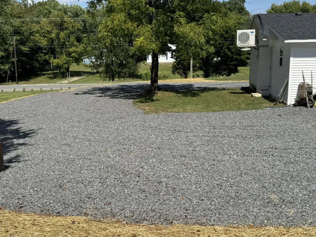 394 W Cumberland Avenue Jamestown KY 42629